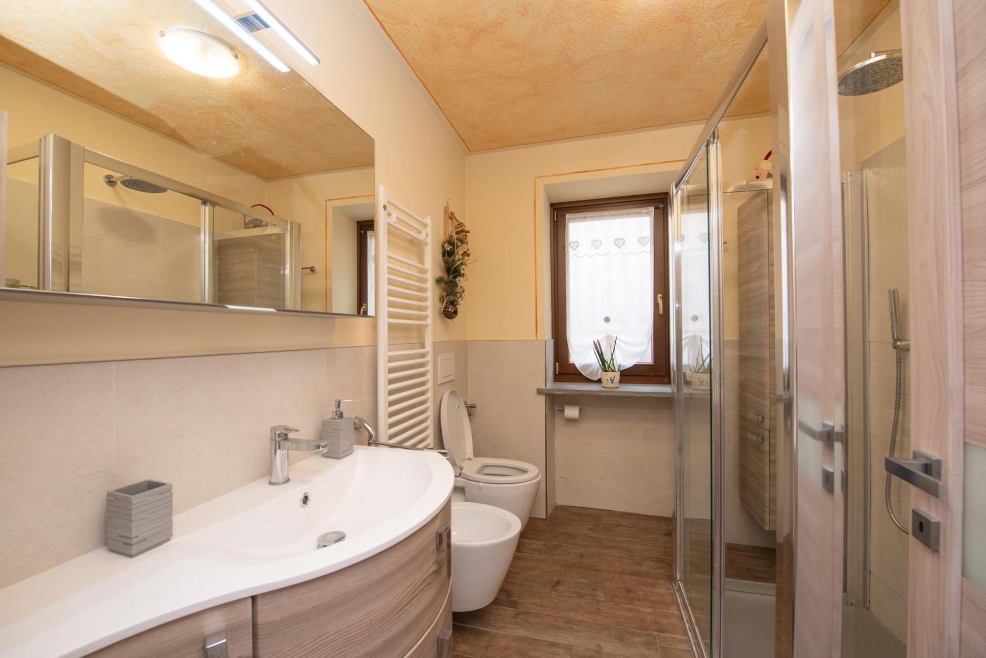 Casa Kristel Cir Comunale N 14 Aosta Exterior foto